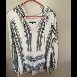 Light sweatshirt white and black size: Medium